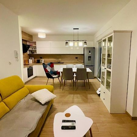 Alida Valli Apartment Kaštela Exteriör bild