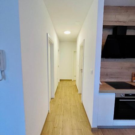 Alida Valli Apartment Kaštela Exteriör bild
