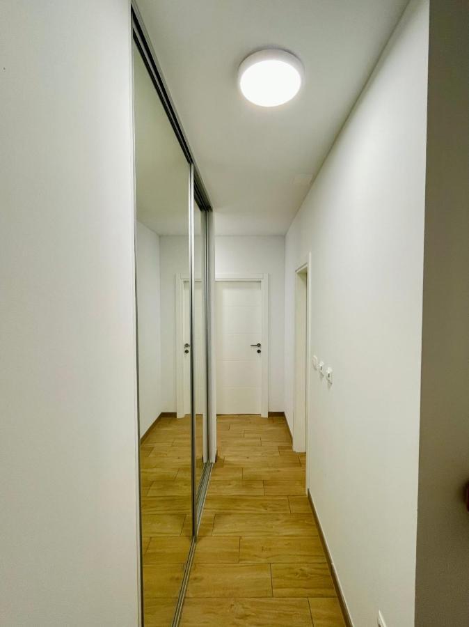 Alida Valli Apartment Kaštela Exteriör bild