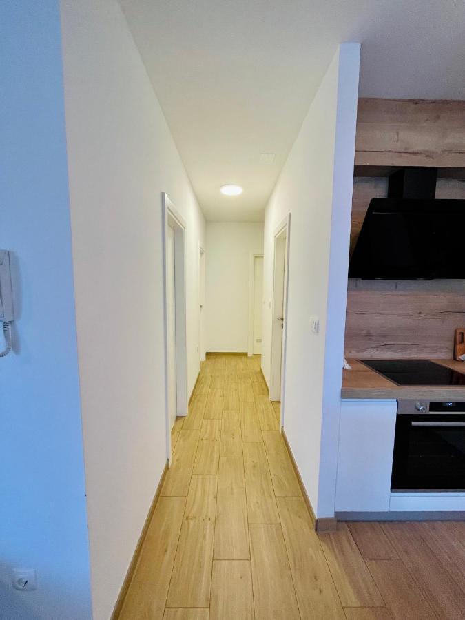 Alida Valli Apartment Kaštela Exteriör bild